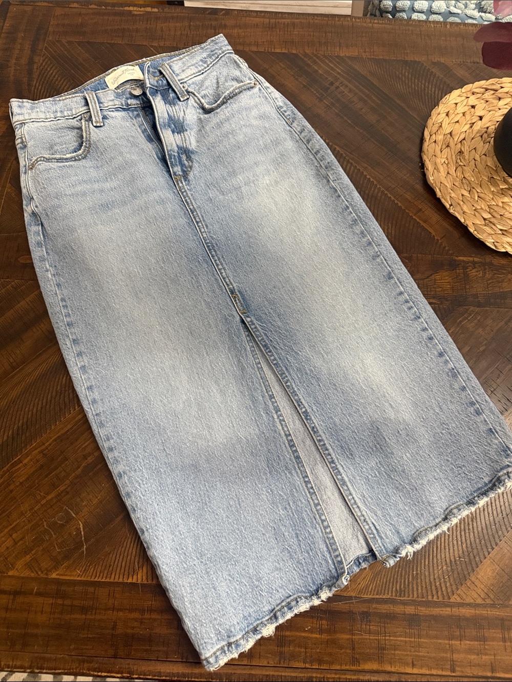 Universal Thread Light Blue Straight Leg Jeans